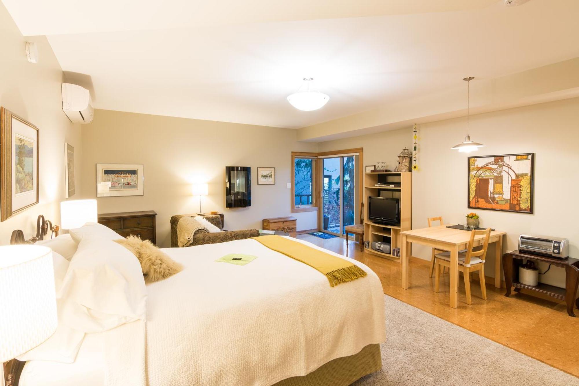 Cormier'S Studio Guest Suites Penticton Dış mekan fotoğraf